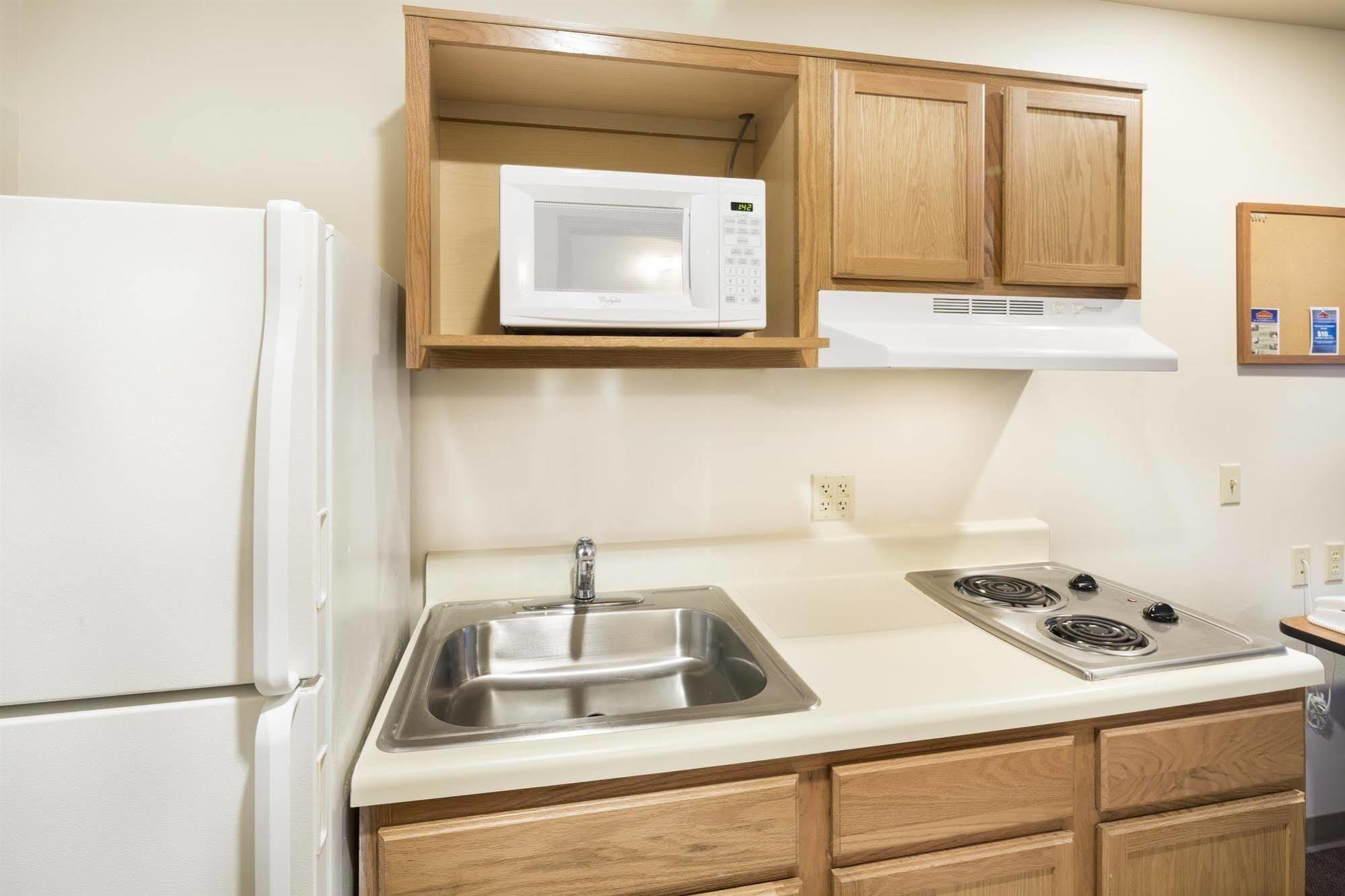 Extended Stay America Select Suites - Wichita - South Buitenkant foto